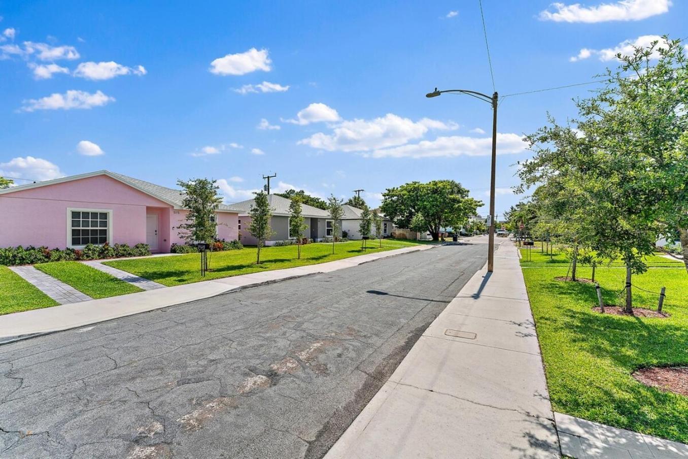 New! Few Minutes To Downtown, 10 To The Beach! Уест Палм Бийч Екстериор снимка